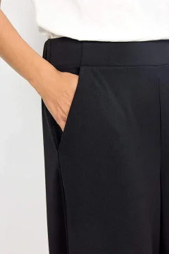 Soyaconcept Ankellång trikåbyxa med vida ben Siham Svart Sale