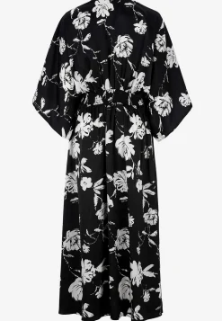 Johanna Toftby x Cellbes Blommig maxiklänning Svart / Vit / Blommig Hot
