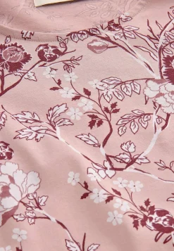 Cellbes of Sweden Blommigt nattlinne med långa ärmar Best