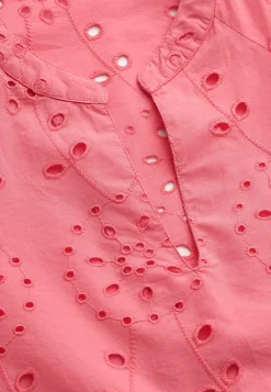 Cellbes of Sweden Blus med brodyr Korallrosa Best