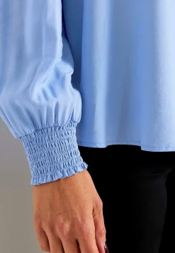 Cellbes of Sweden Blus med smock i ärmsluten Blå Discount
