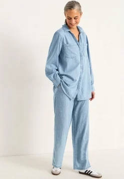 Cellbes of Sweden Byxa i denim med vida ben Ljusblå / Denim Hot