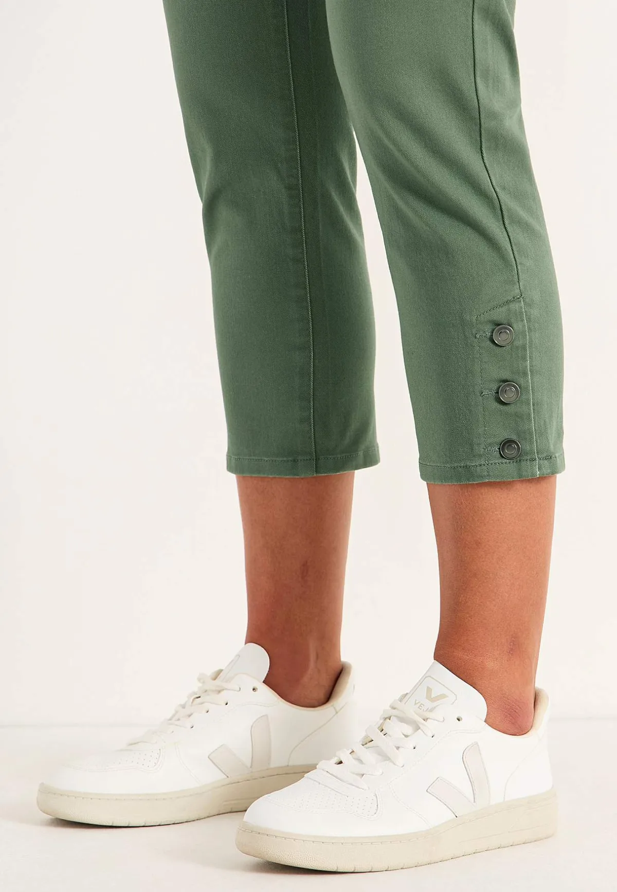 Cellbes of Sweden Caprijeans med femficksdesign Khakigrön