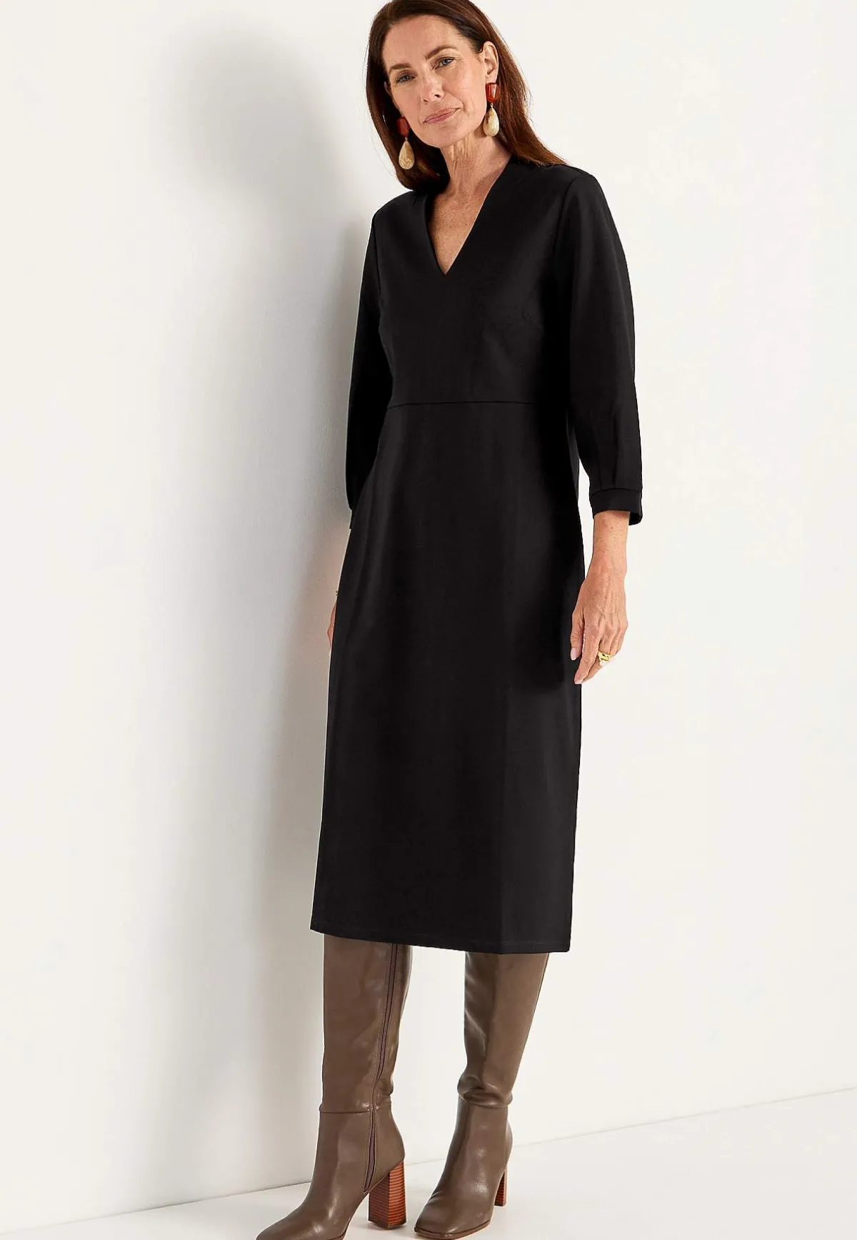 Cellbes of Sweden Elegant, v-ringad trikåklänning Lisa Svart Online