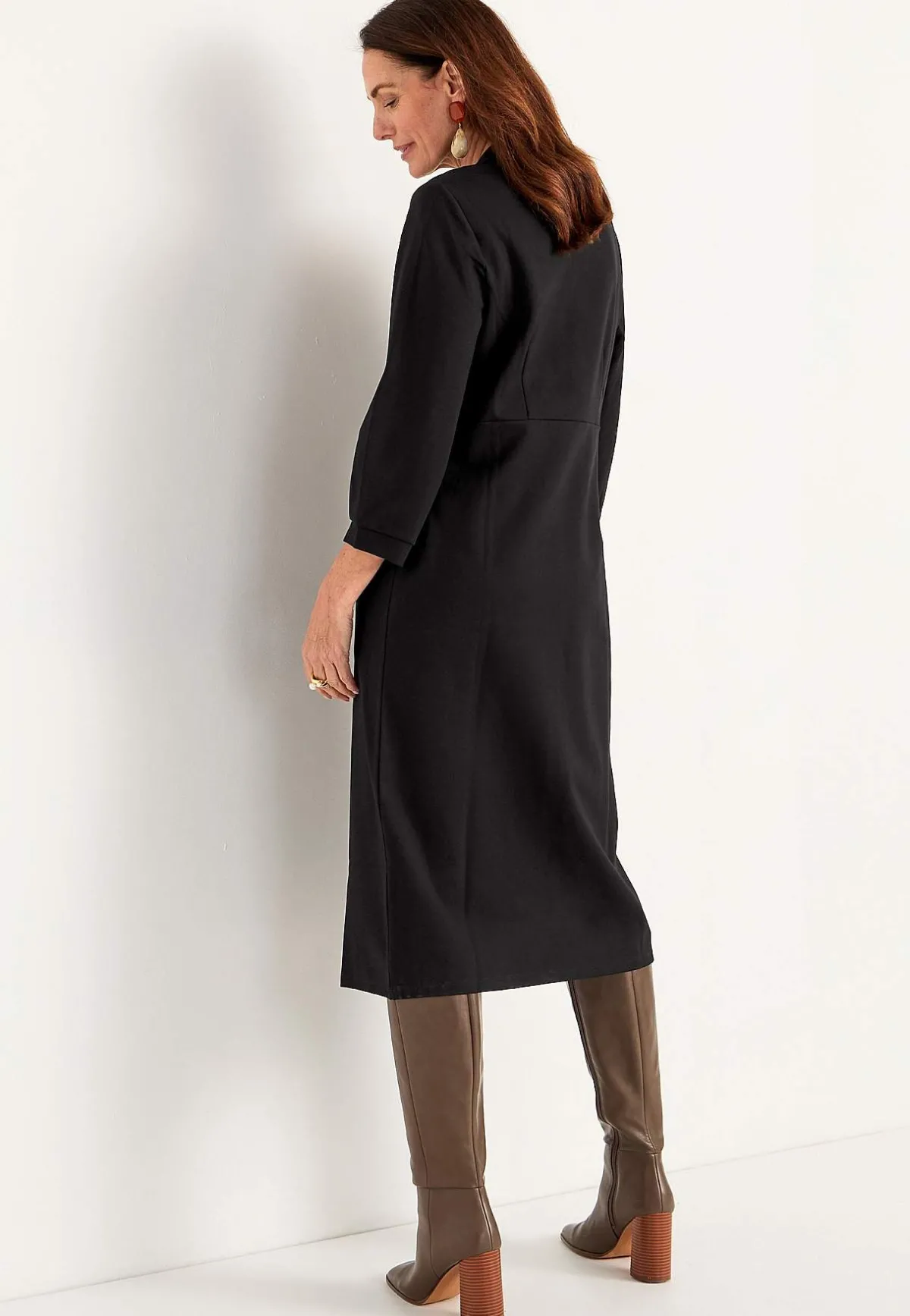 Cellbes of Sweden Elegant, v-ringad trikåklänning Lisa Svart Online