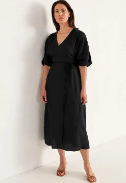 Cellbes of Sweden Festlig, multifunktionell kimonoklänning Svart