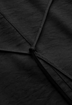 Cellbes of Sweden Festlig, multifunktionell kimonoklänning Svart