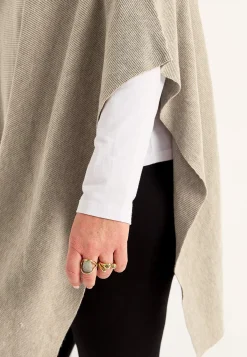 Cellbes of Sweden Finstickad poncho Outlet