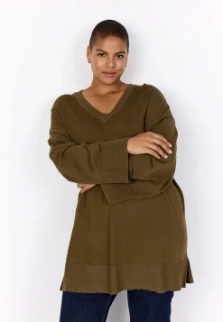 Wasabiconcept Finstickad tröja med v-ringning Olivgrön New