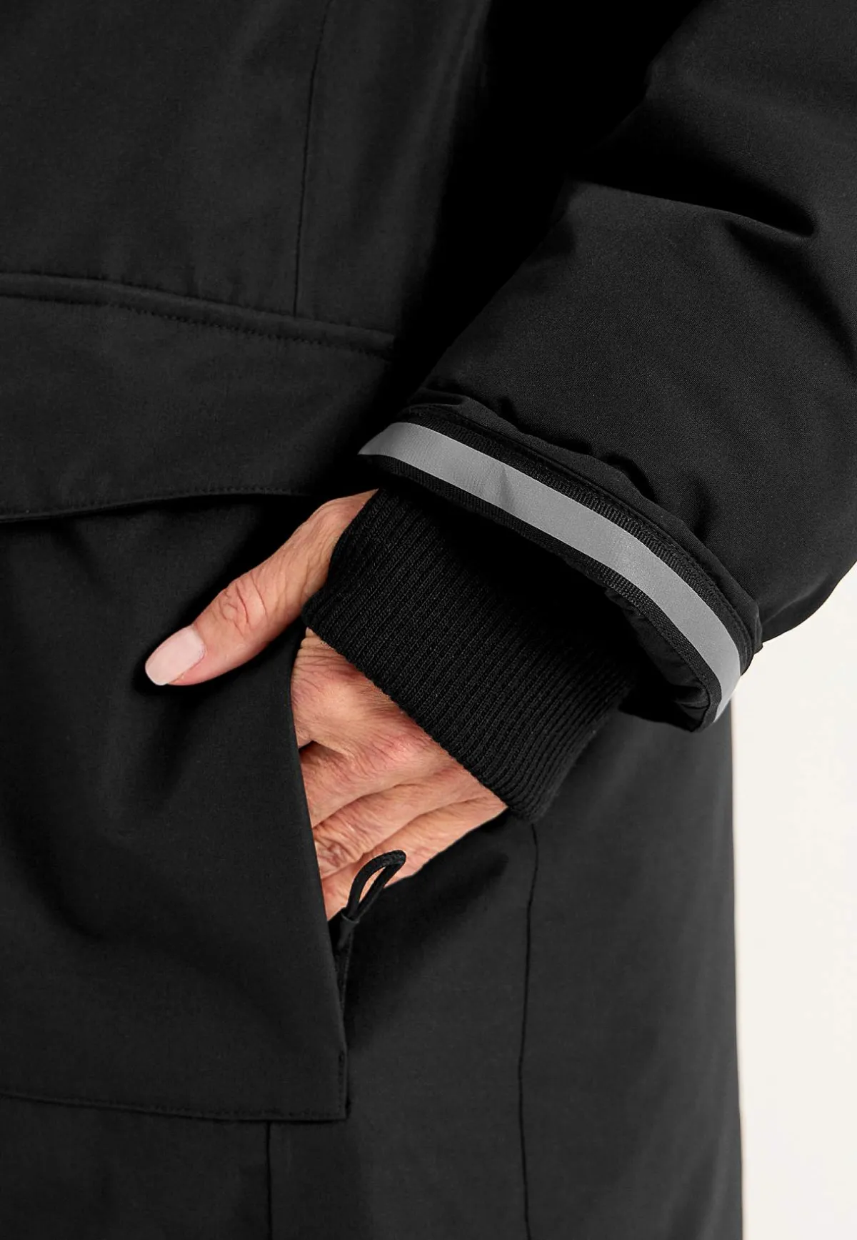 Cellbes of Sweden Funktionell, varmfodrad, lång parkas Svart New