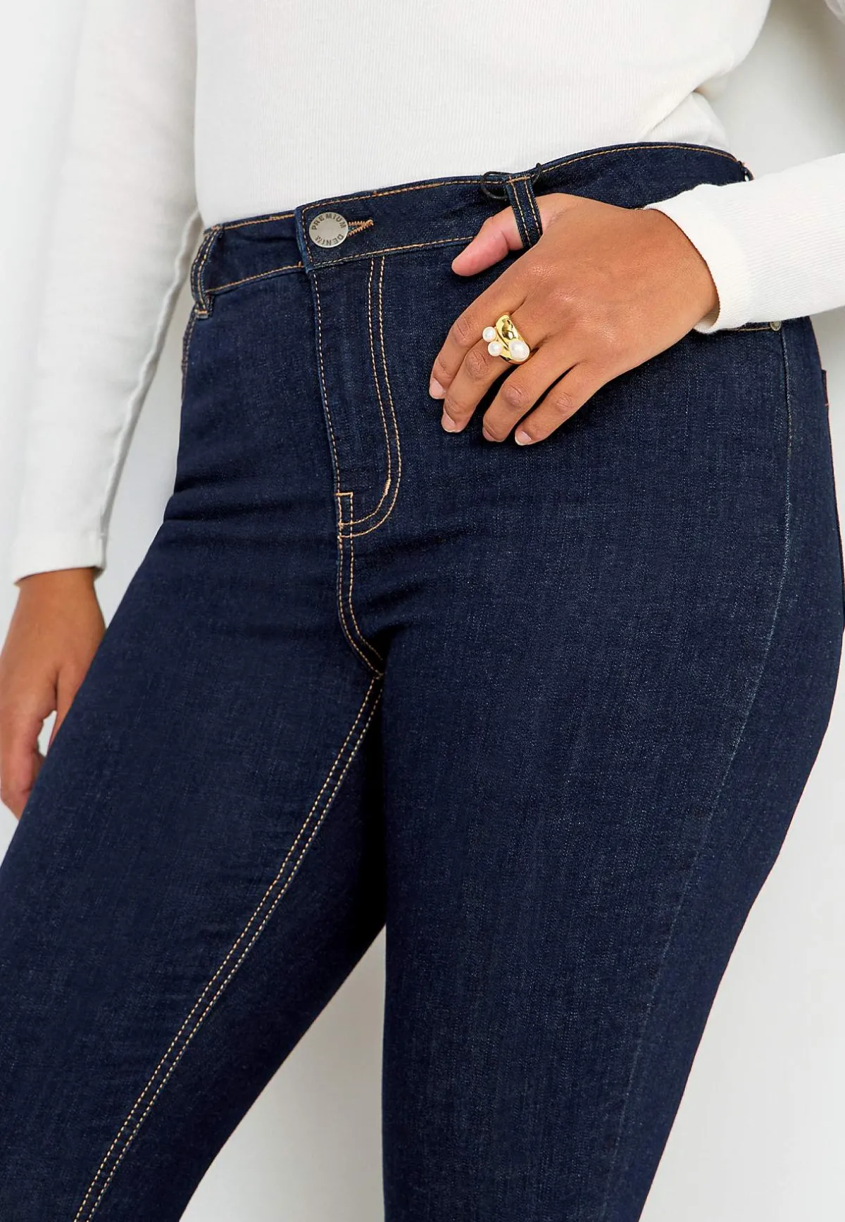 Cellbes of Sweden Jeans i superstretchig denim Ella Mörk denim / Otvättad Online