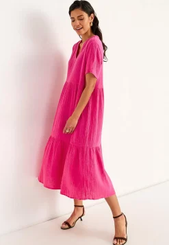 Cellbes of Sweden Klänning i krinklad bomull Online