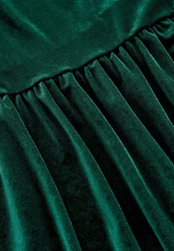 Johanna Toftby x Cellbes Klänning i velour med volang New