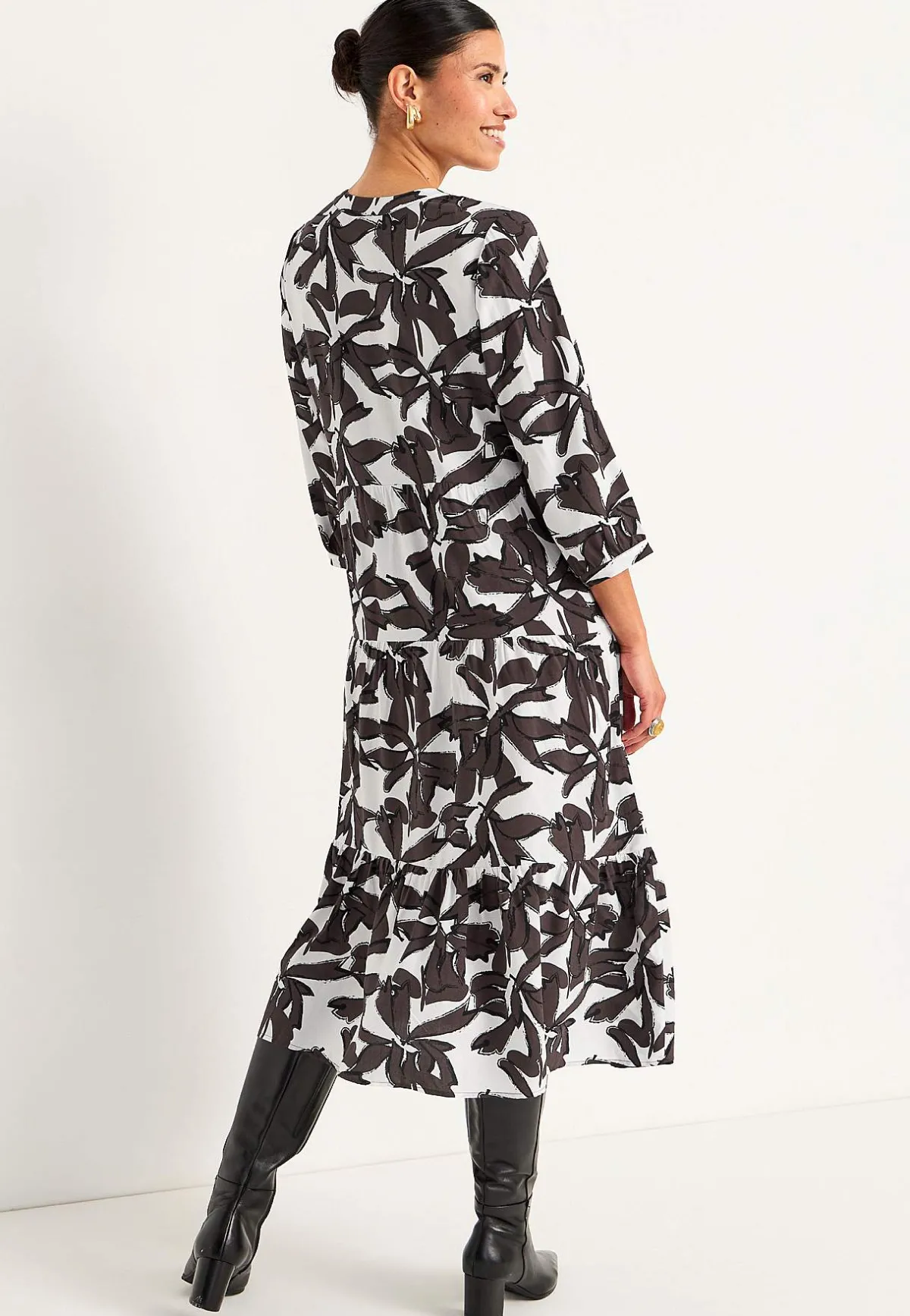 Cellbes of Sweden Klänning med volanger Brun / Mönstrad Outlet