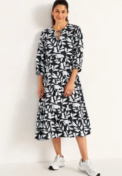 Cellbes of Sweden Klänning med volanger