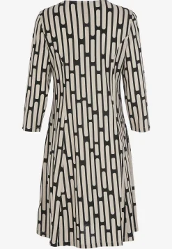 Cellbes of Sweden Mönstrad trikåklänning med fickor Beige / Mönstrad Sale