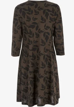 Cellbes of Sweden Mönstrad trikåklänning med fickor Brun / Svart / Mönstrad Online