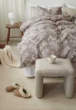 Borganäs Paisleymönstrat påslakanset 150x210 cm Tilly Brun/Paisley New