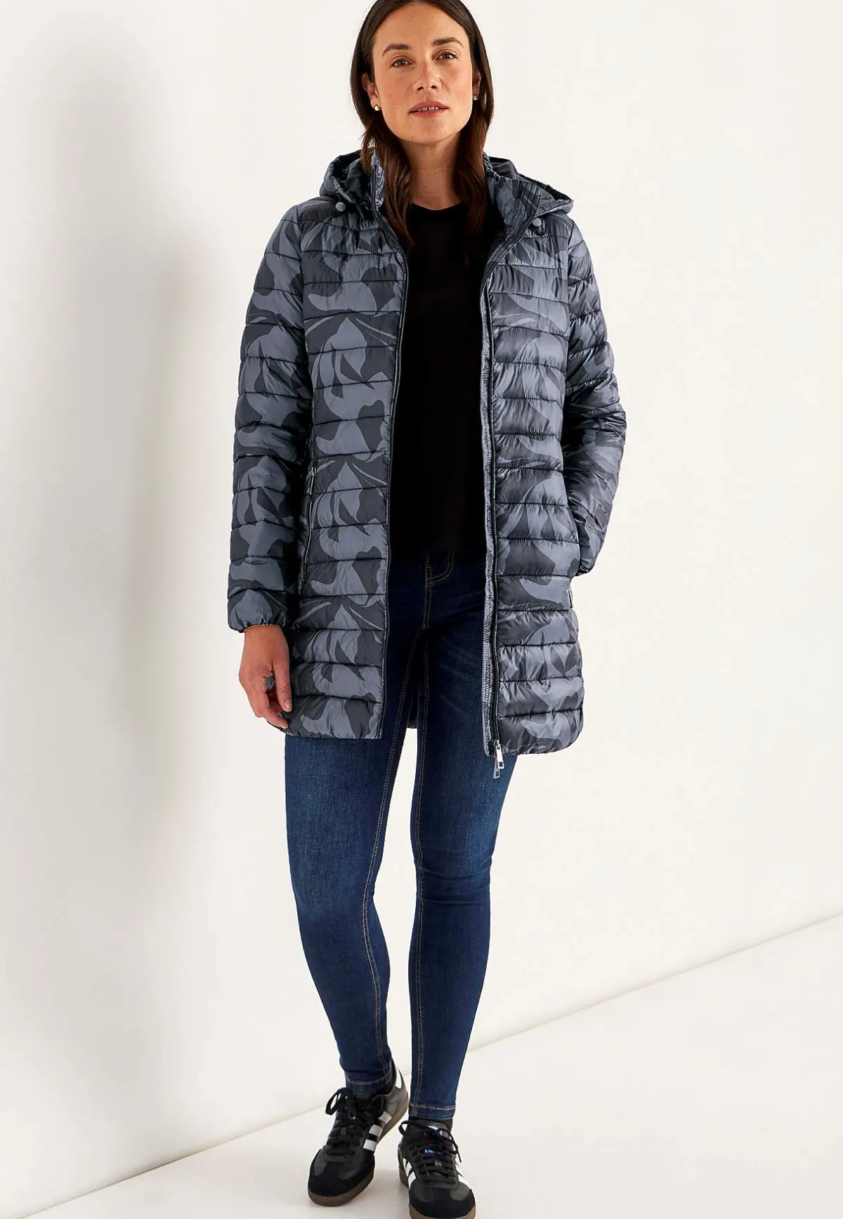 Cellbes of Sweden Quiltad, mönstrad lättviktsjacka Svart / Mönstrad