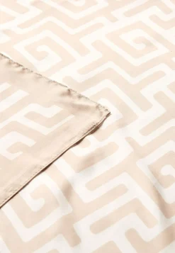 Soyaconcept Scarf i mönstrad satäng Beige / Mönstrad Sale