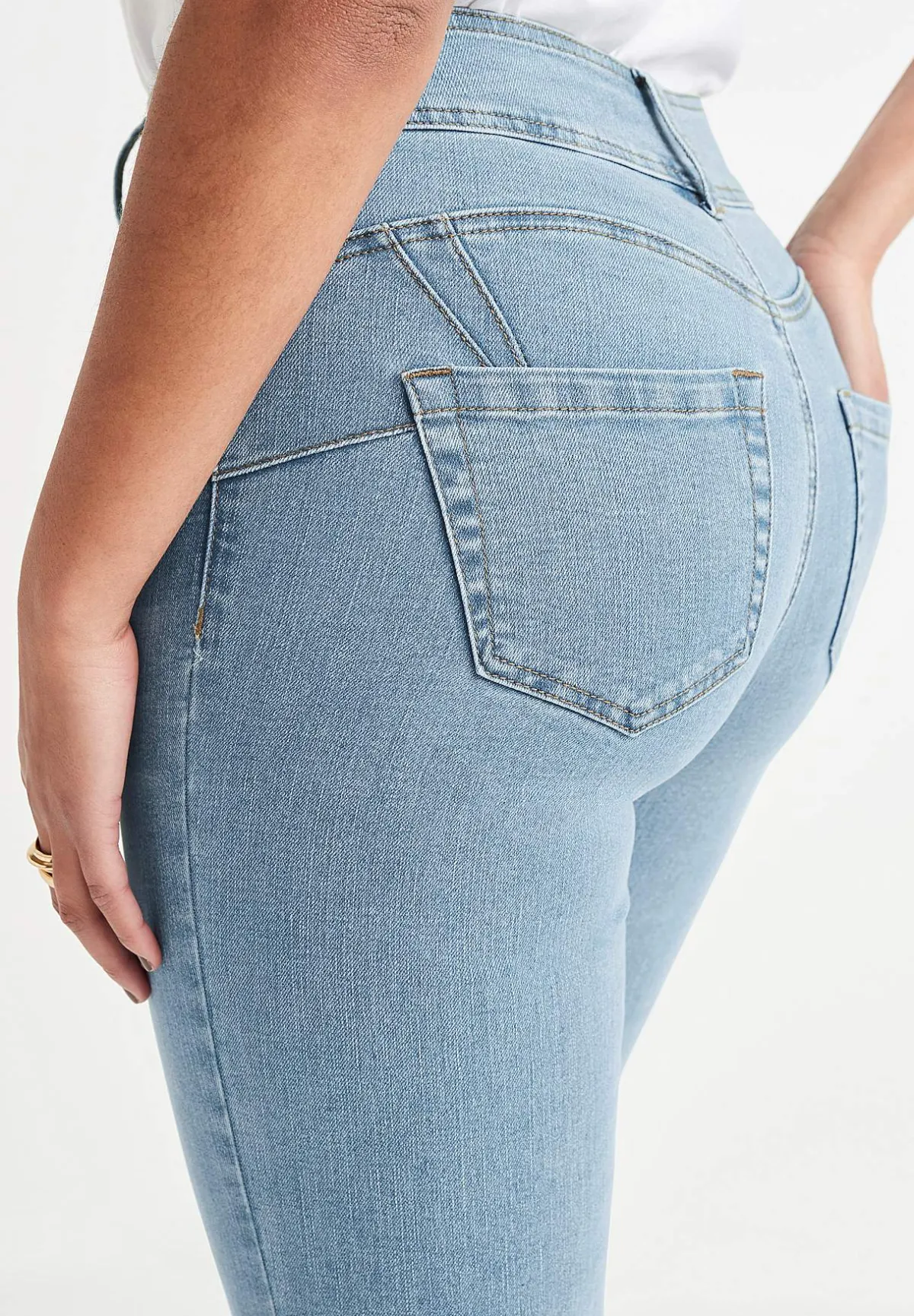 Cellbes of Sweden Shapingjeans med stretch Outlet