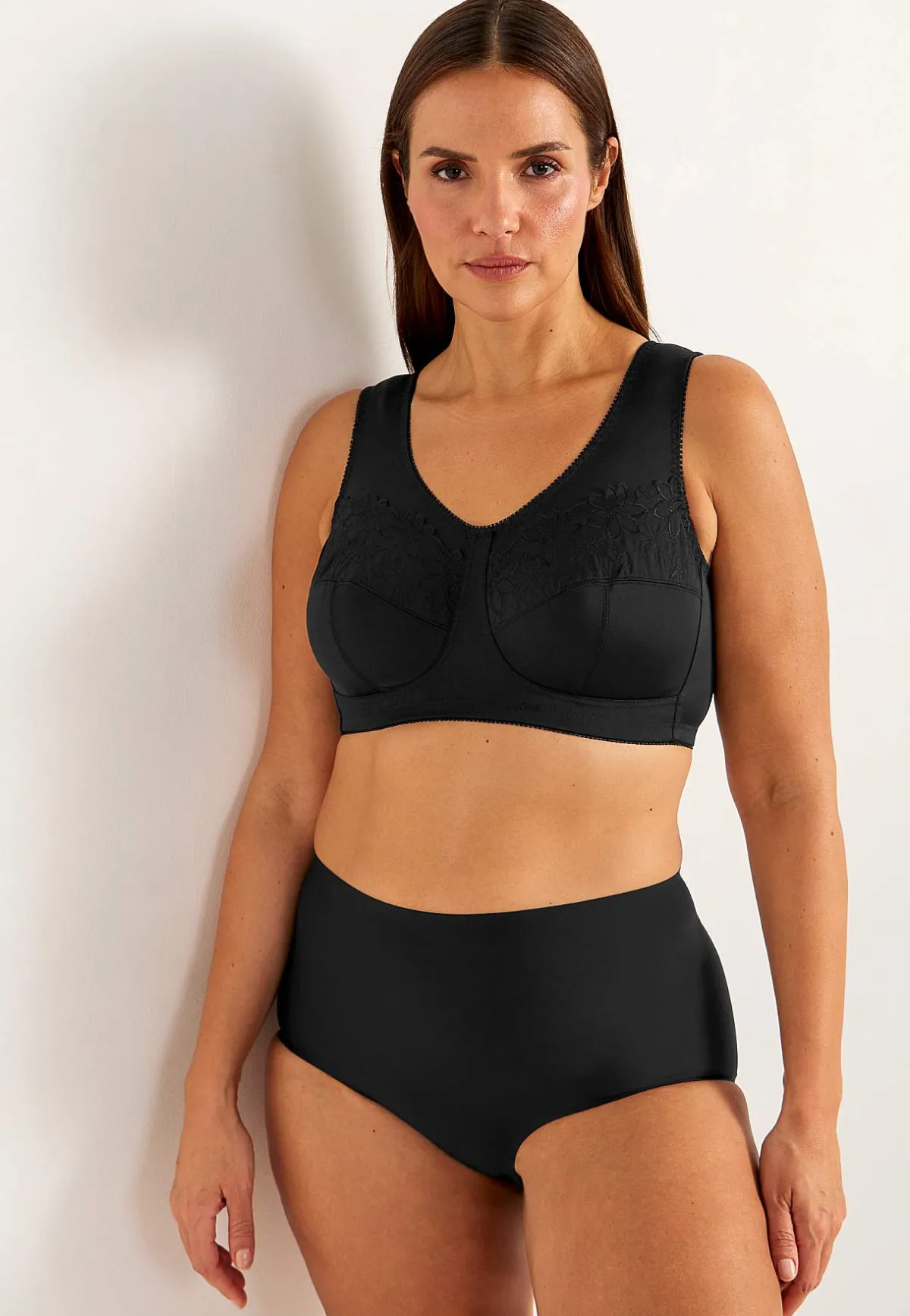 Cellbes of Sweden Soft-bh med broderi Lily Hot