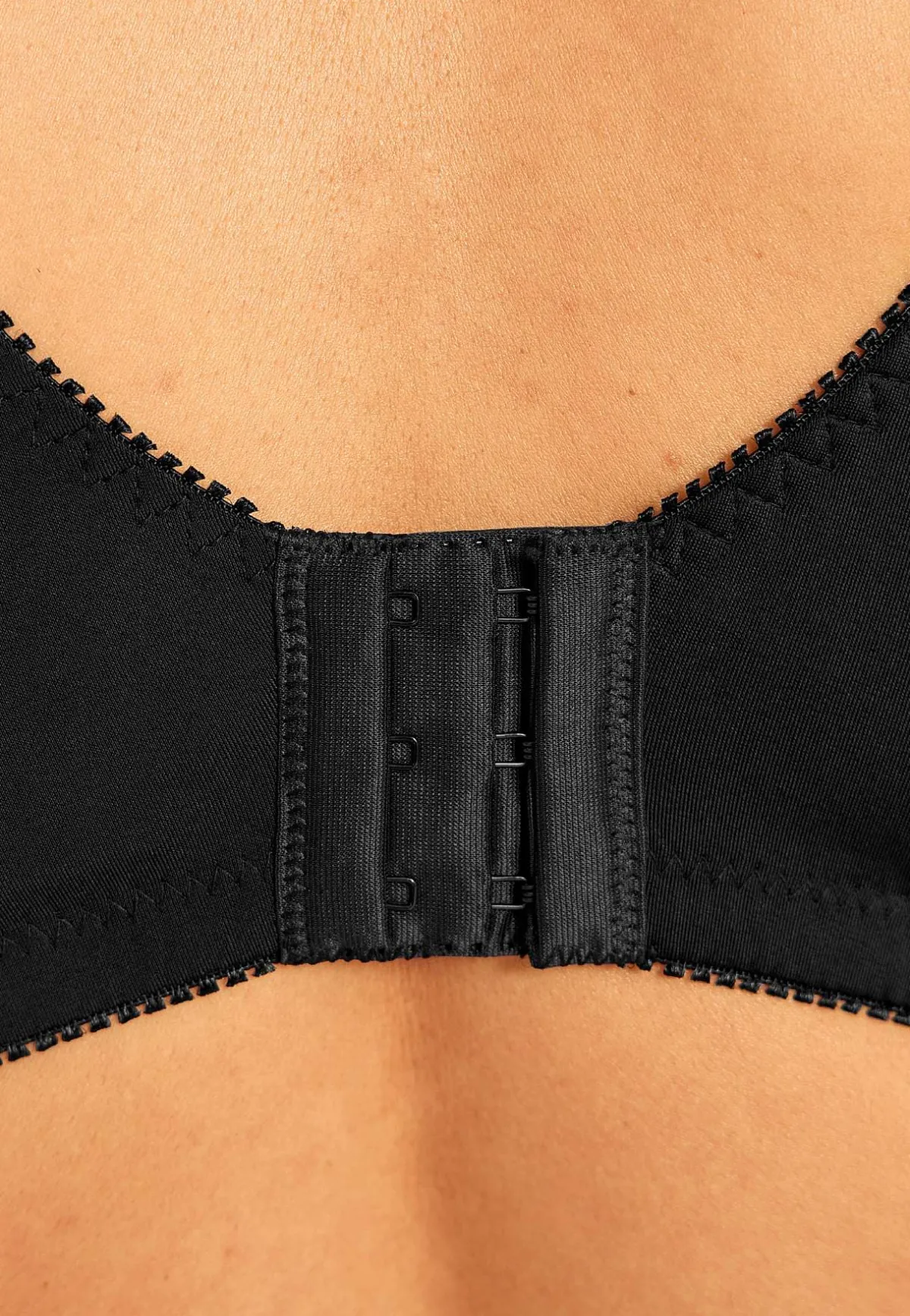 Cellbes of Sweden Soft-bh med broderi Lily Hot