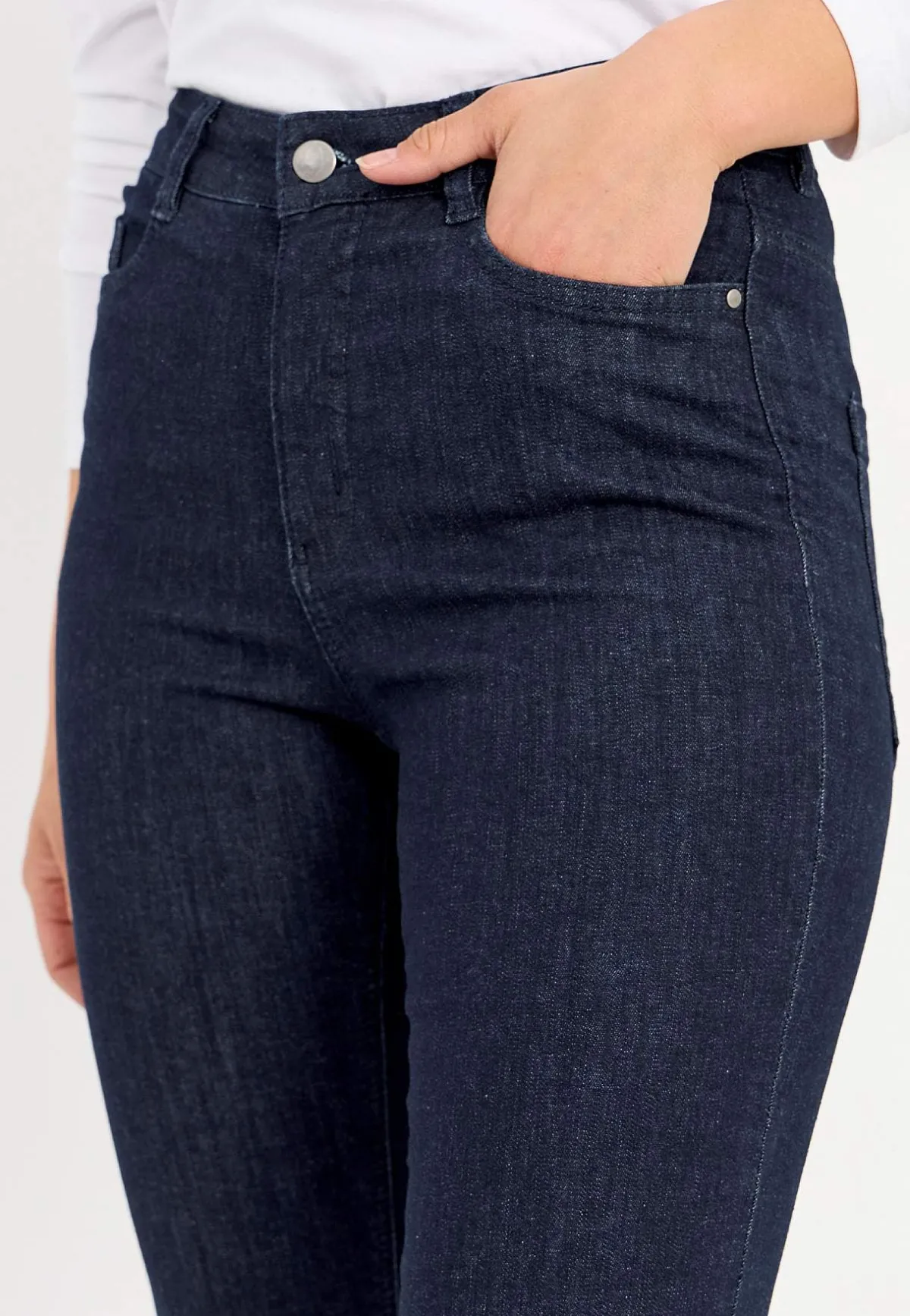 Cellbes of Sweden Stretchjeans med rakt ben - tre längder Linnea Mörk denim / Otvättad Best