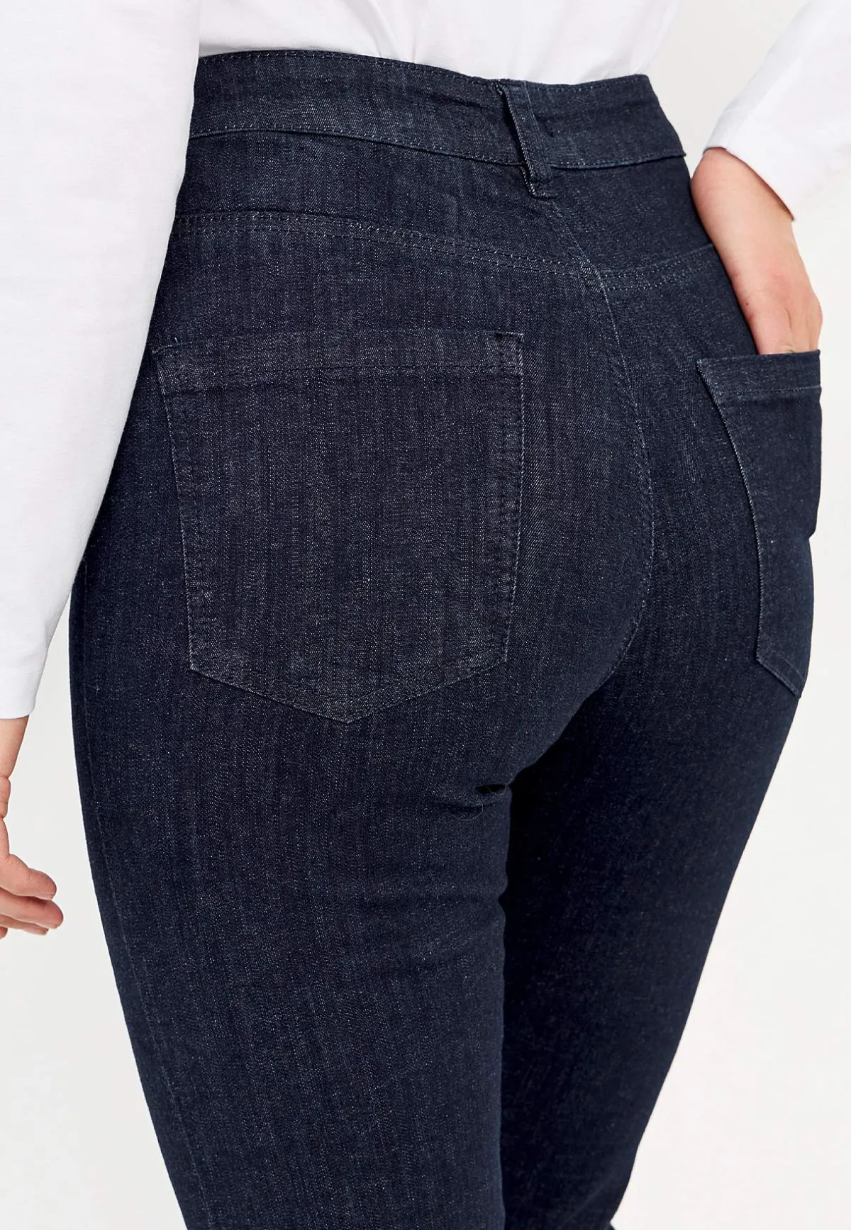 Cellbes of Sweden Stretchjeans med rakt ben - tre längder Linnea Mörk denim / Otvättad Best