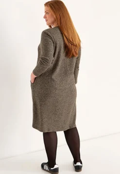 Cellbes of Sweden Supermjuk klänning med fickor Beata Nougatmelange Hot