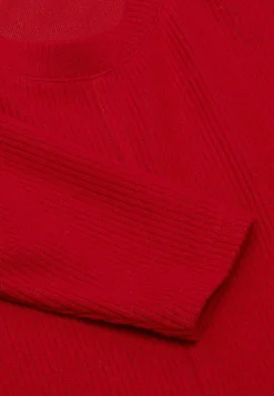 Cellbes of Sweden Supermjuk tröja med dekorativ mittsöm Beata Röd Sale