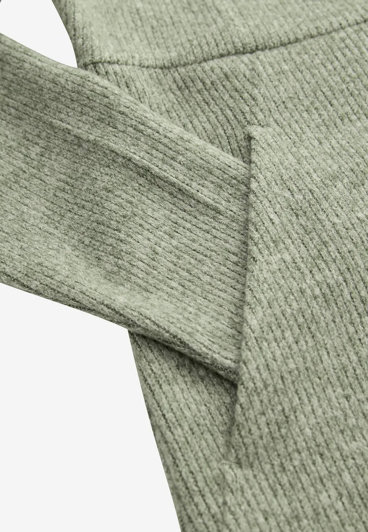 Cellbes of Sweden Supermjuk tunika med fickor Beata Khakigrönmelange Hot