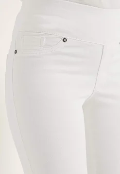 Cellbes of Sweden Supersköna ankeljeans i denim Elin Vit / Denim