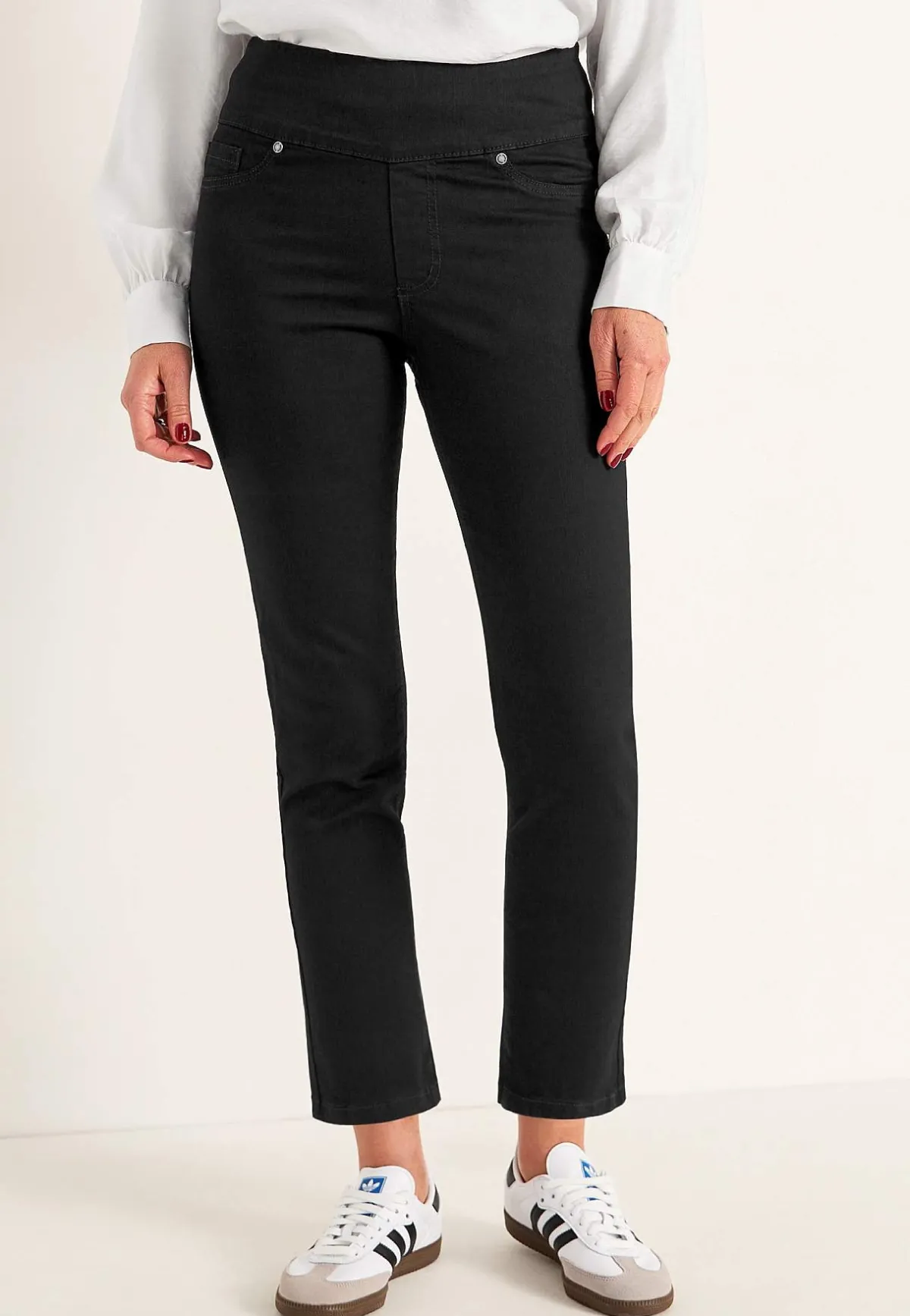 Cellbes of Sweden Supersköna ankeljeans i denim Elin Svart / Denim Clearance