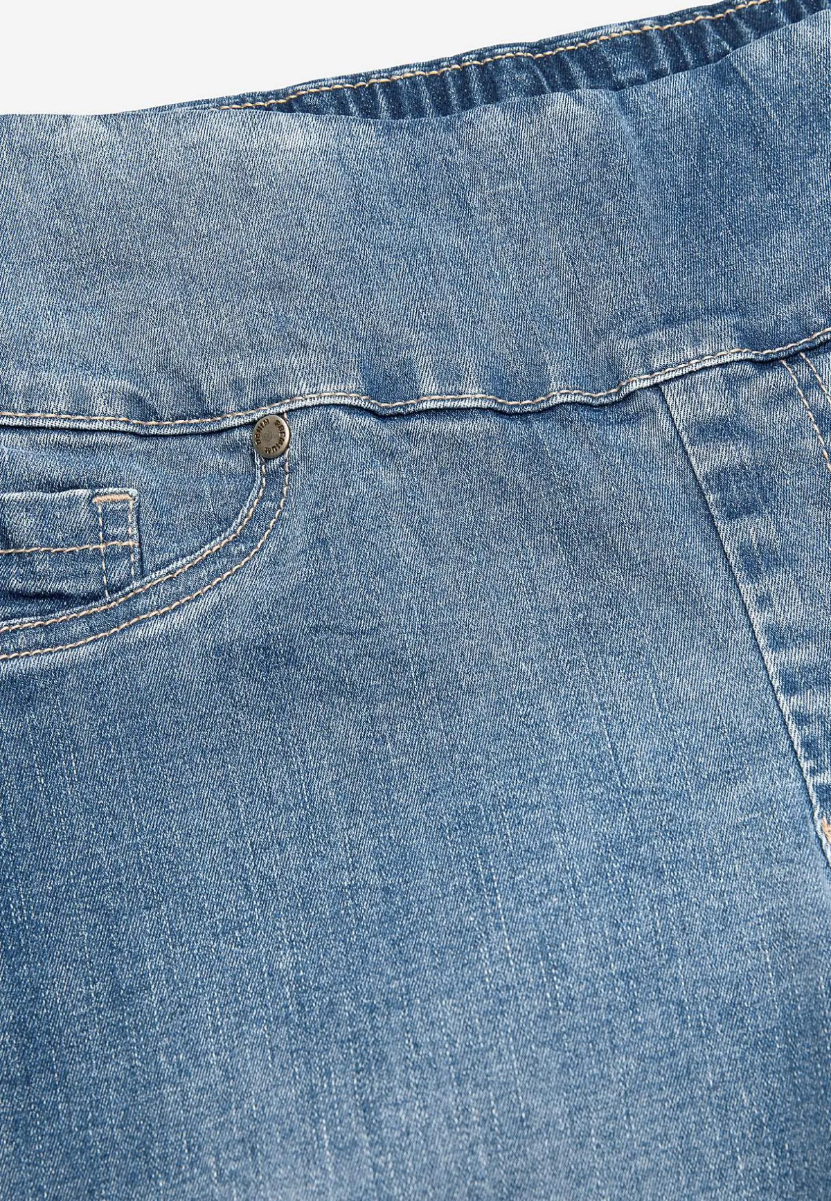 Cellbes of Sweden Supersköna ankeljeans i denim Elin Ljusblå denim New