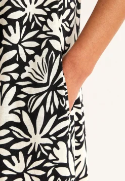 Cellbes of Sweden Trikåklänning med fickor Svart / Mönstrad Best