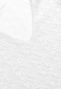 Cellbes of Sweden Trikåklänning med hålbroderi Vit Best