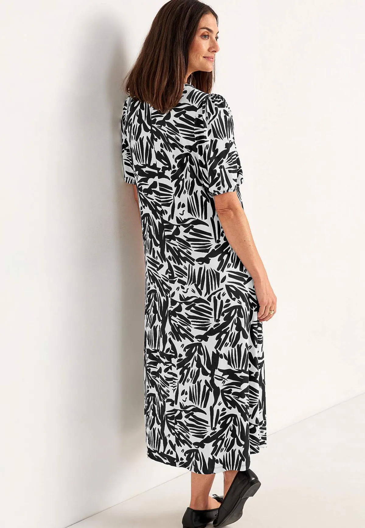 Cellbes of Sweden Trikåklänning med puffärmar Svart / Vit Best