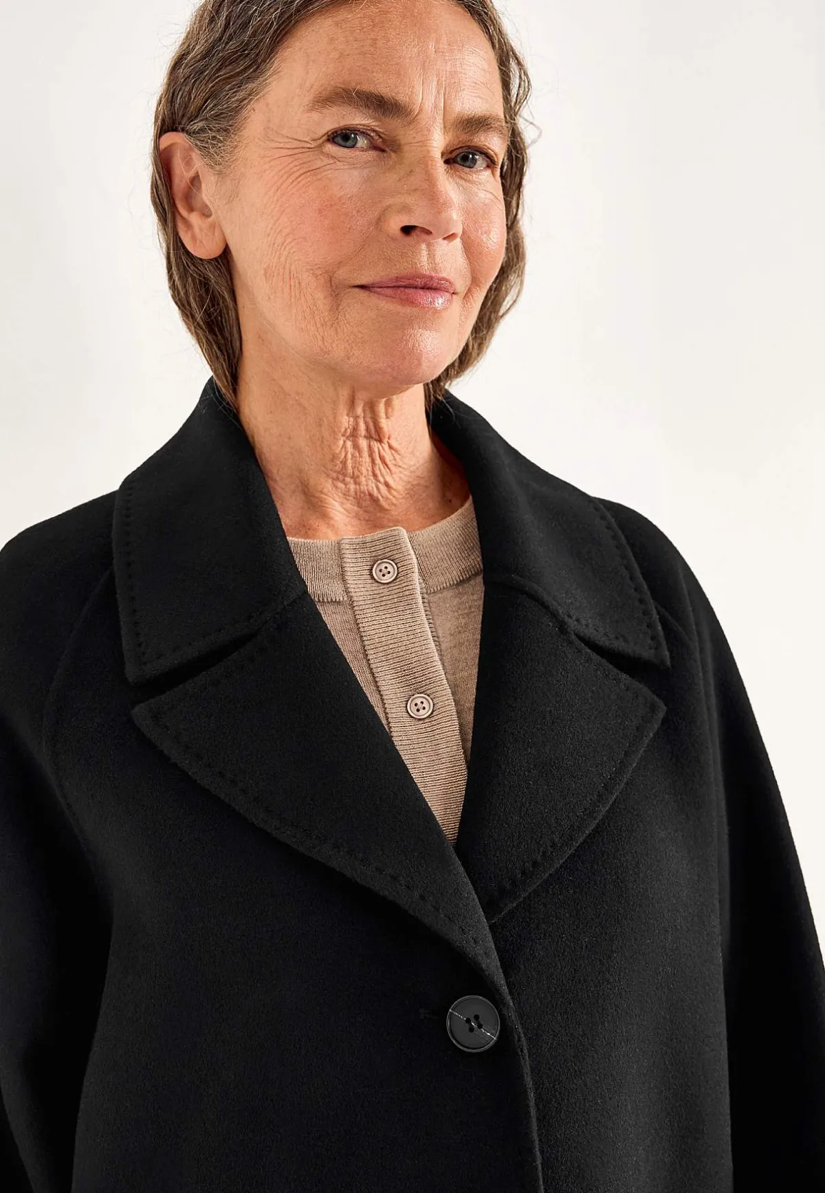 Cellbes of Sweden Ullkappa Premium Svart Discount