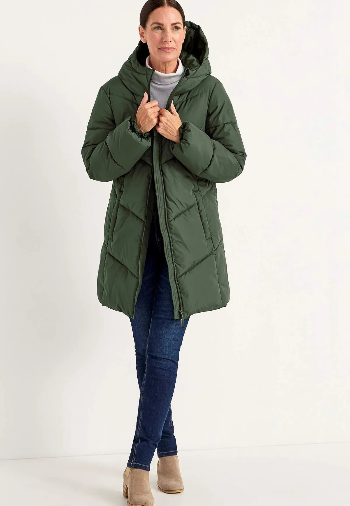 Cellbes of Sweden Varm jacka med fluffig vaddering Mörkgrön Hot