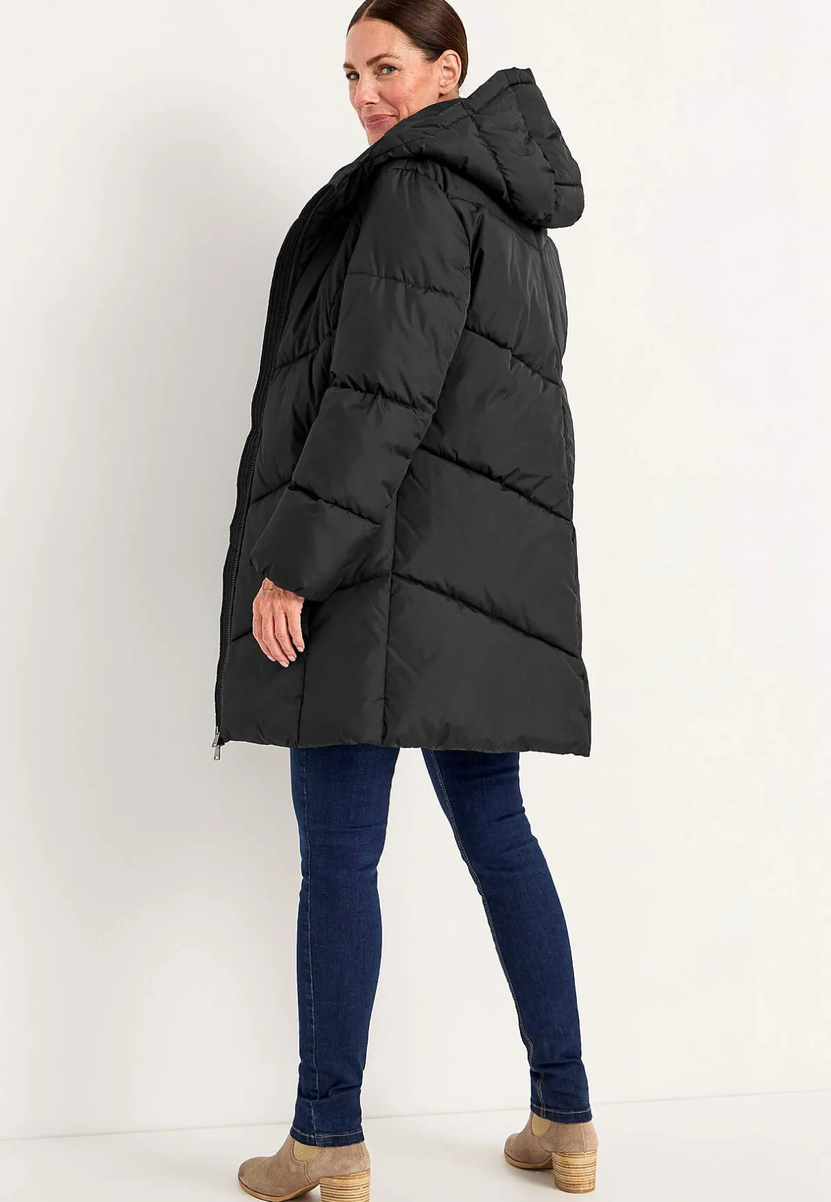 Cellbes of Sweden Varm jacka med fluffig vaddering Svart Best