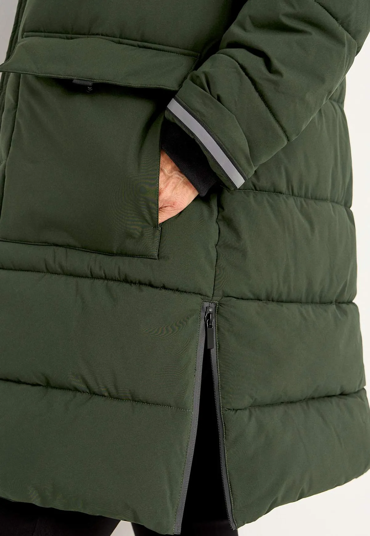 Cellbes of Sweden Varm jacka med sidodragkedjor nertill Mörkgrön Clearance