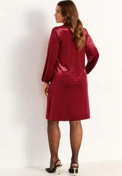 Cellbes of Sweden V-ringad sammetsklänning Mörkröd Best