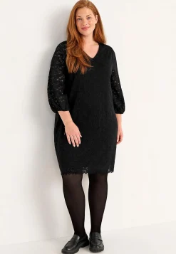 Cellbes of Sweden V-ringad spetsklänning Svart Best