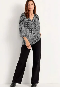 Cellbes of Sweden V-ringad, vävd blus Svart / Vit / Mönstrad