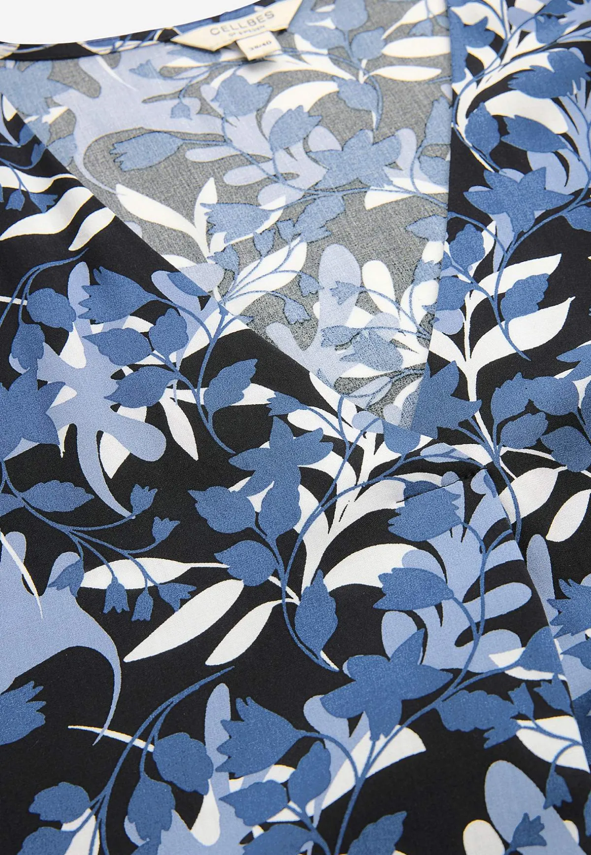 Cellbes of Sweden V-ringad, vävd tunika Discount