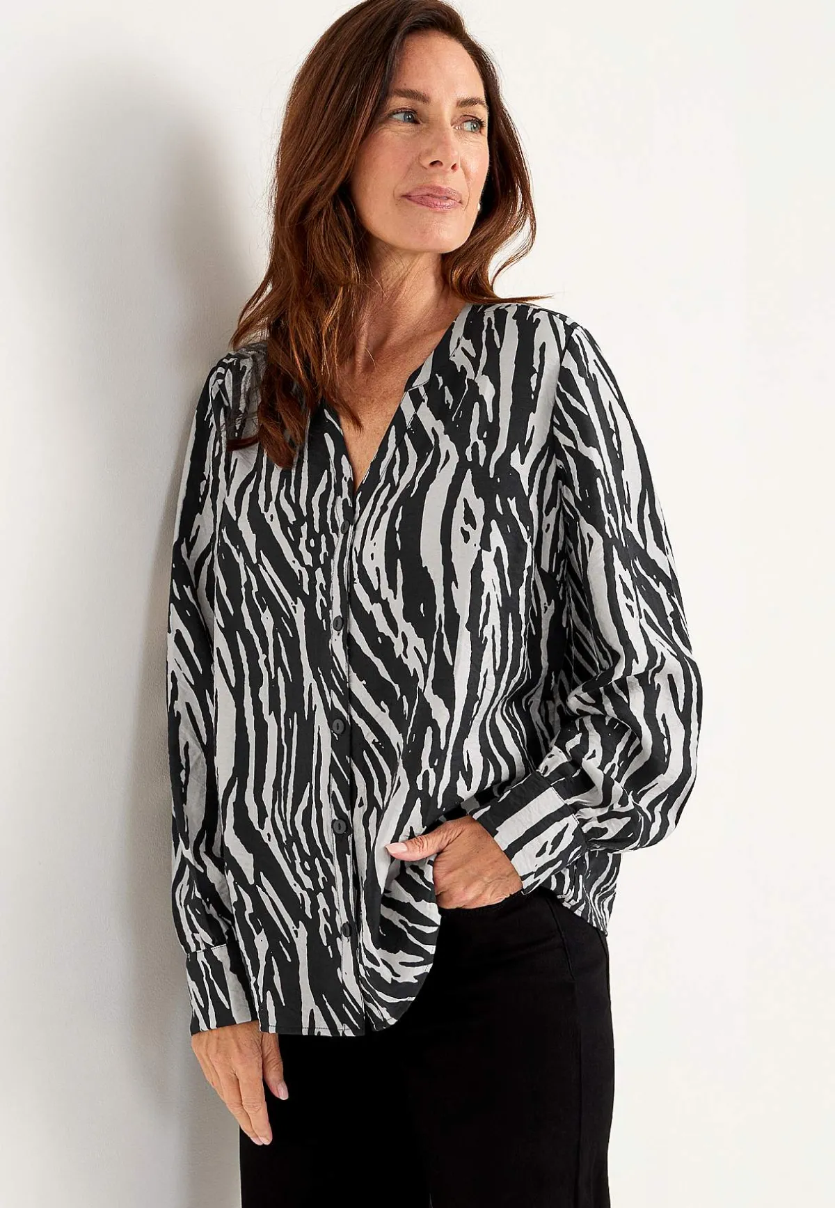 Cellbes of Sweden Vävd blus med knappar Svart / Beige / Mönstrad Outlet