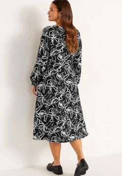 Cellbes of Sweden Vävd klänning med knappar Svart / Mönstrad Best